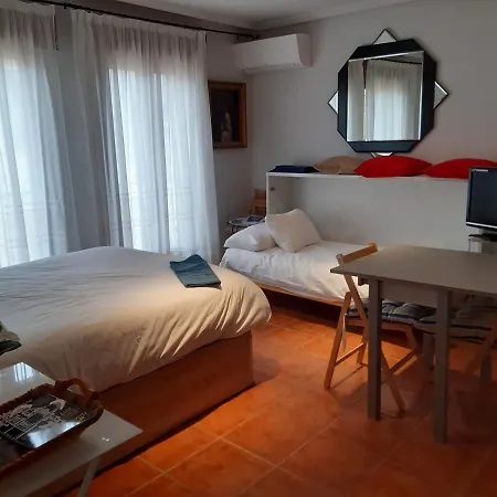 Appartement Pequeno Y Coqueto Piso En *